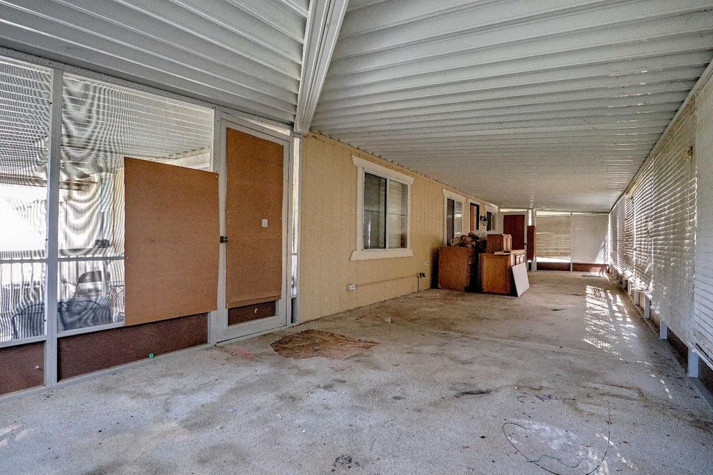 Image 18 of property listing at 25433 Trimmer Springs # 4, Sanger, CA 93657