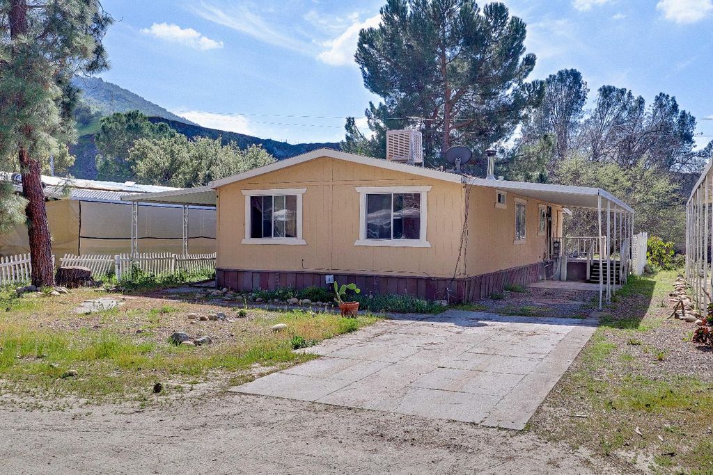 Image 20 of property listing at 25433 Trimmer Springs # 4, Sanger, CA 93657