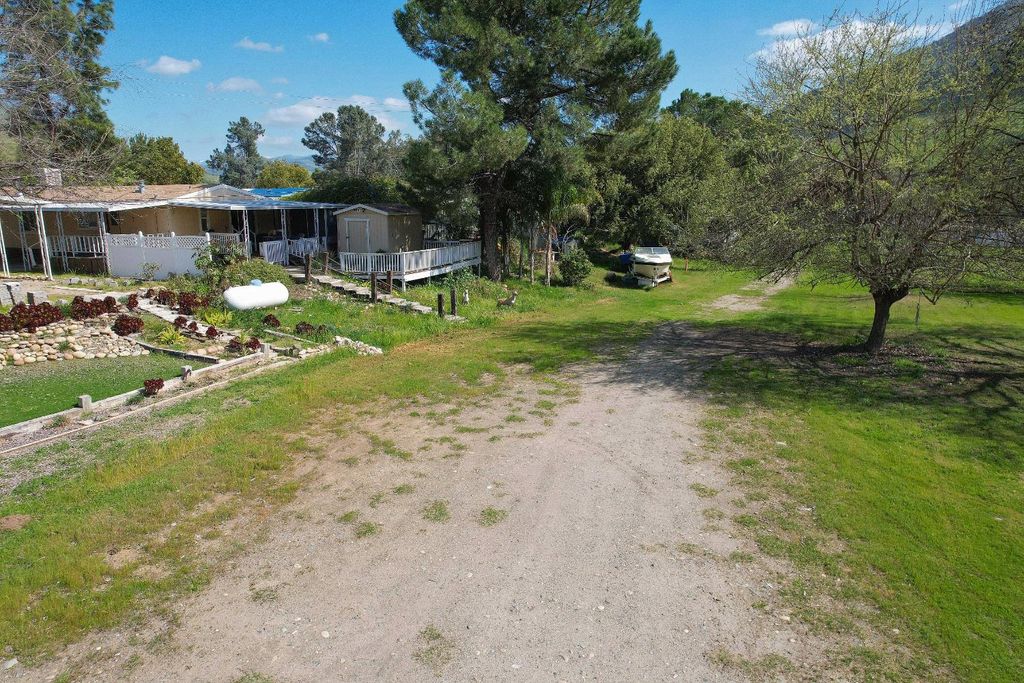 Image 27 of property listing at 25433 Trimmer Springs # 4, Sanger, CA 93657