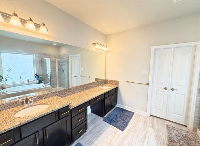 244 Upland Drive, Waller, TX 77484