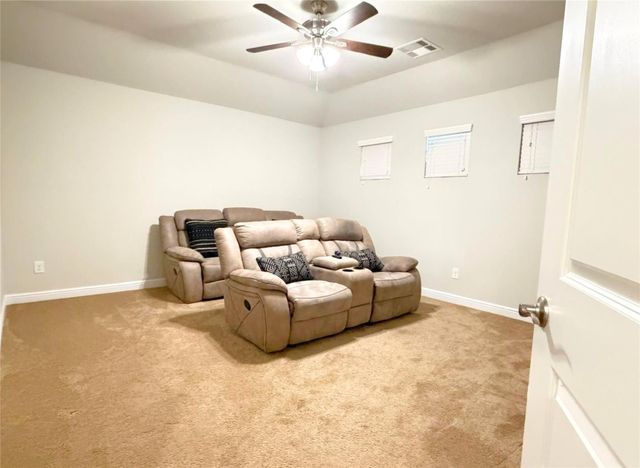 244 Upland Drive, Waller, TX 77484