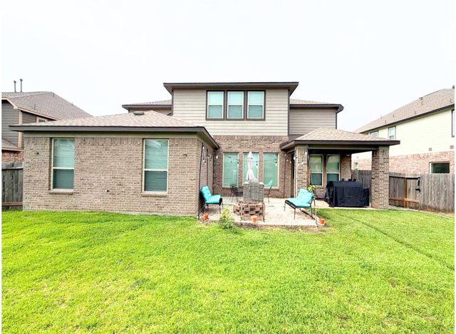 244 Upland Drive, Waller, TX 77484