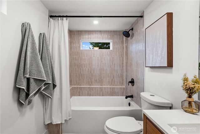 1604 NW 70th Street, Seattle, WA 98117