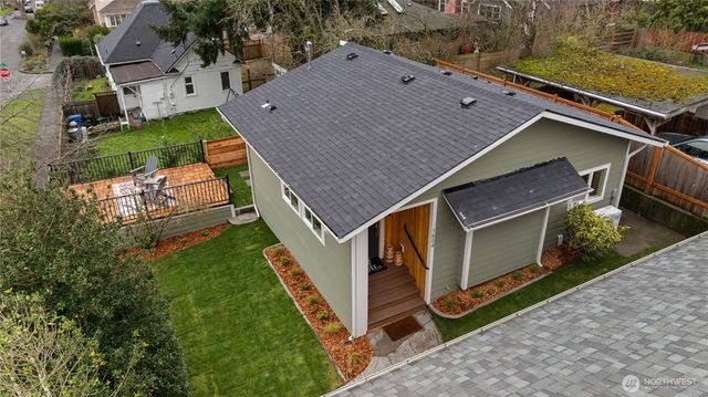 1604 NW 70th Street, Seattle, WA 98117