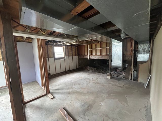 1625 W Main Street, Ottawa, IL 61350