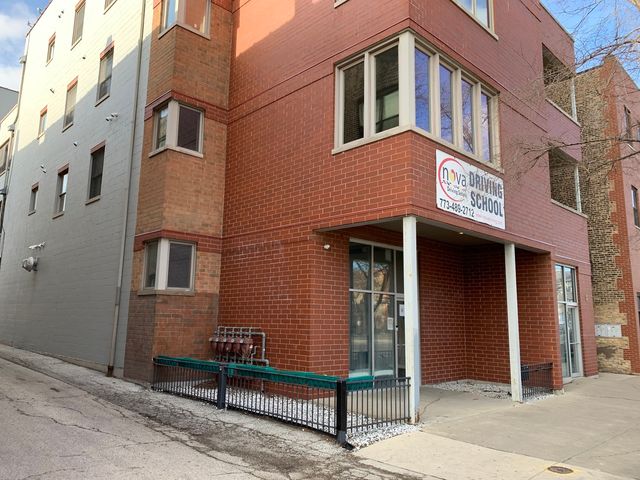 2058 N Western Avenue C1, Chicago, IL 60647