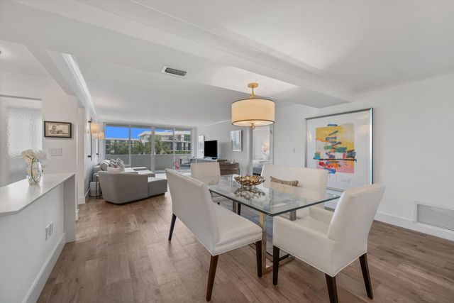 2773 S Ocean Boulevard 410, Palm Beach, FL 33480