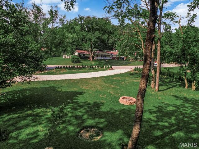 3150 Arrow Rock Drive, St Charles, MO 63303