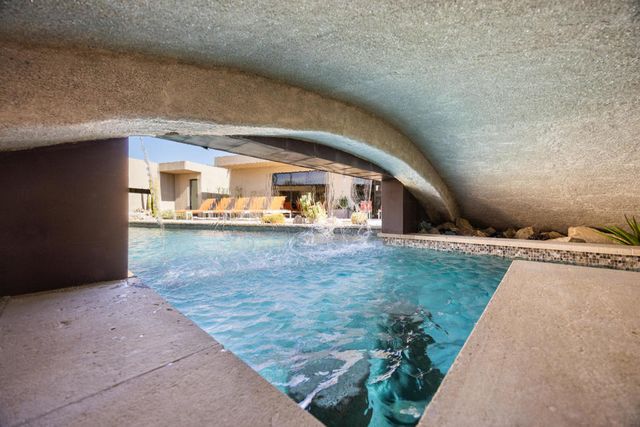 7 Rockcrest, Rancho Mirage, CA 92270