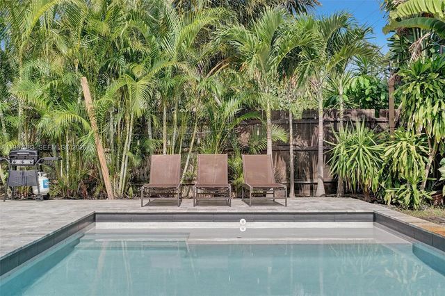 5230 NE 20th Ave, Fort Lauderdale, FL 33308