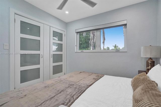 5230 NE 20th Ave, Fort Lauderdale, FL 33308