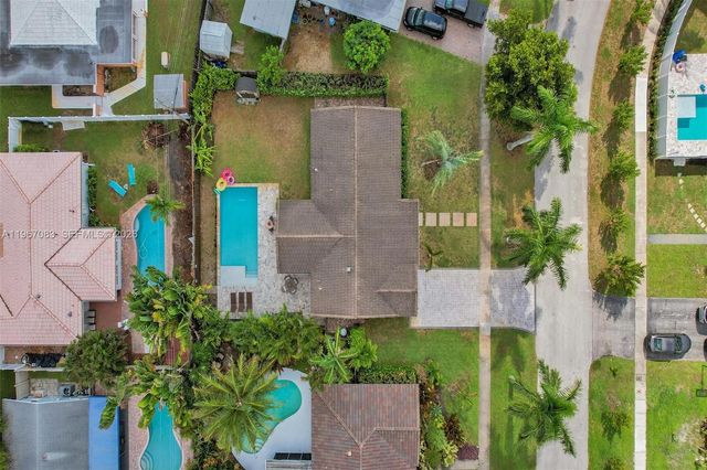 5230 NE 20th Ave, Fort Lauderdale, FL 33308