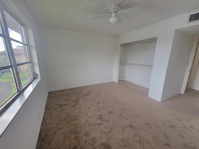 7900 NW 50th Street 304, Lauderhill, FL 33351