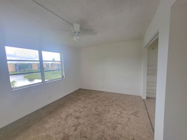 7900 NW 50th Street 304, Lauderhill, FL 33351