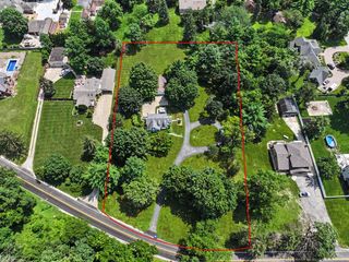 9000 Wolf Road, Burr Ridge, IL 60527