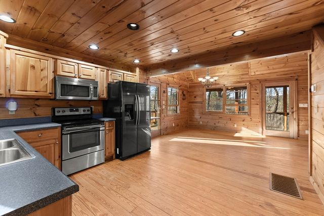 234 Old Indian Trail, Blue Ridge, GA 30513