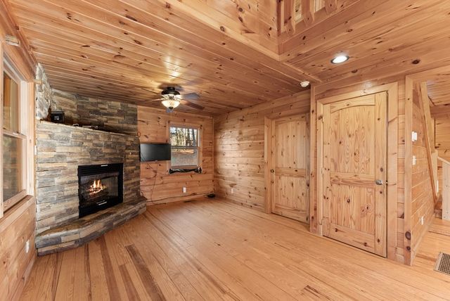 234 Old Indian Trail, Blue Ridge, GA 30513