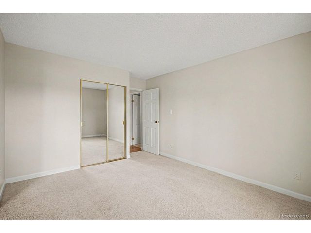 13901 E Marina Dr 211, Aurora, CO 80014