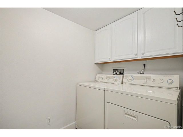 13901 E Marina Dr 211, Aurora, CO 80014