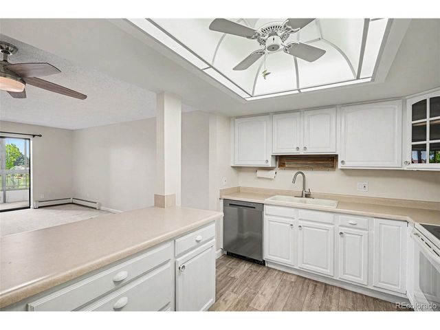 13901 E Marina Dr 211, Aurora, CO 80014