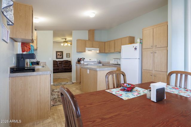 7312 N REED Road, Florence, AZ 85132