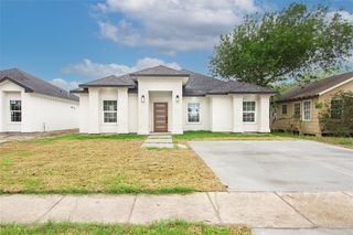 2729 Nemec St, Corpus Christi, TX 78415