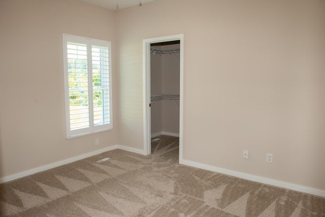 2655 Flagstone Drive, Valparaiso, IN 46385