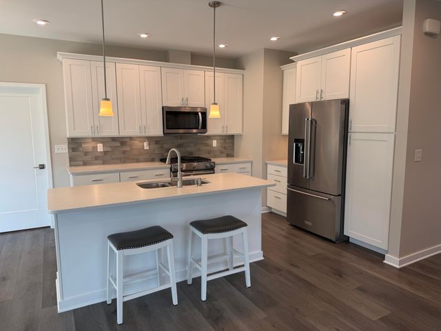 2655 Flagstone Drive, Valparaiso, IN 46385