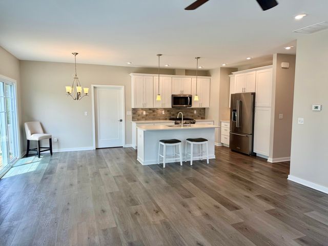 2655 Flagstone Drive, Valparaiso, IN 46385