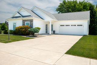 2655 Flagstone Drive, Valparaiso, IN 46385