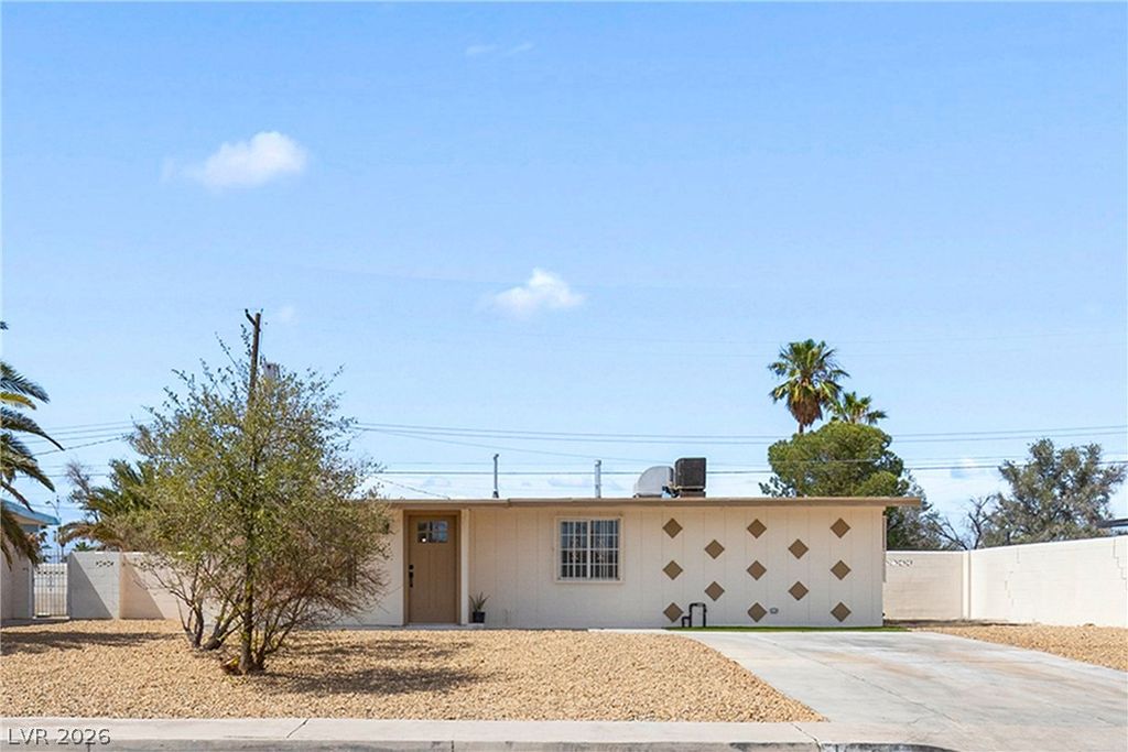 1612 Palora Avenue, Las Vegas, NV 89169 — exterior