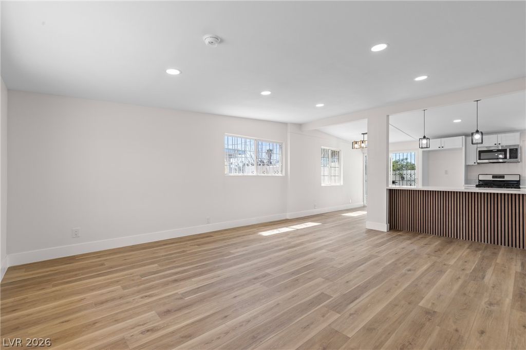 1612 Palora Avenue, Las Vegas, NV 89169 — photo 4