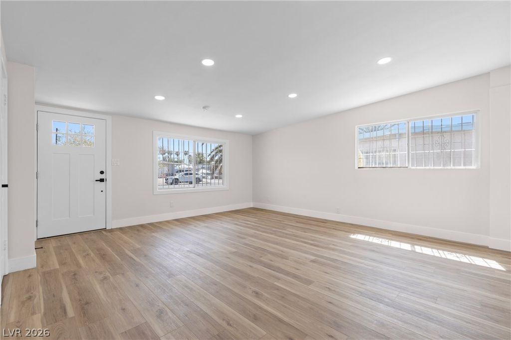 1612 Palora Avenue, Las Vegas, NV 89169 — photo 5