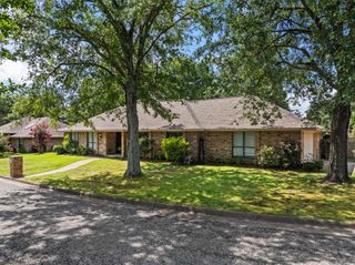1801 Fairway, Mt Pleasant, TX 75455
