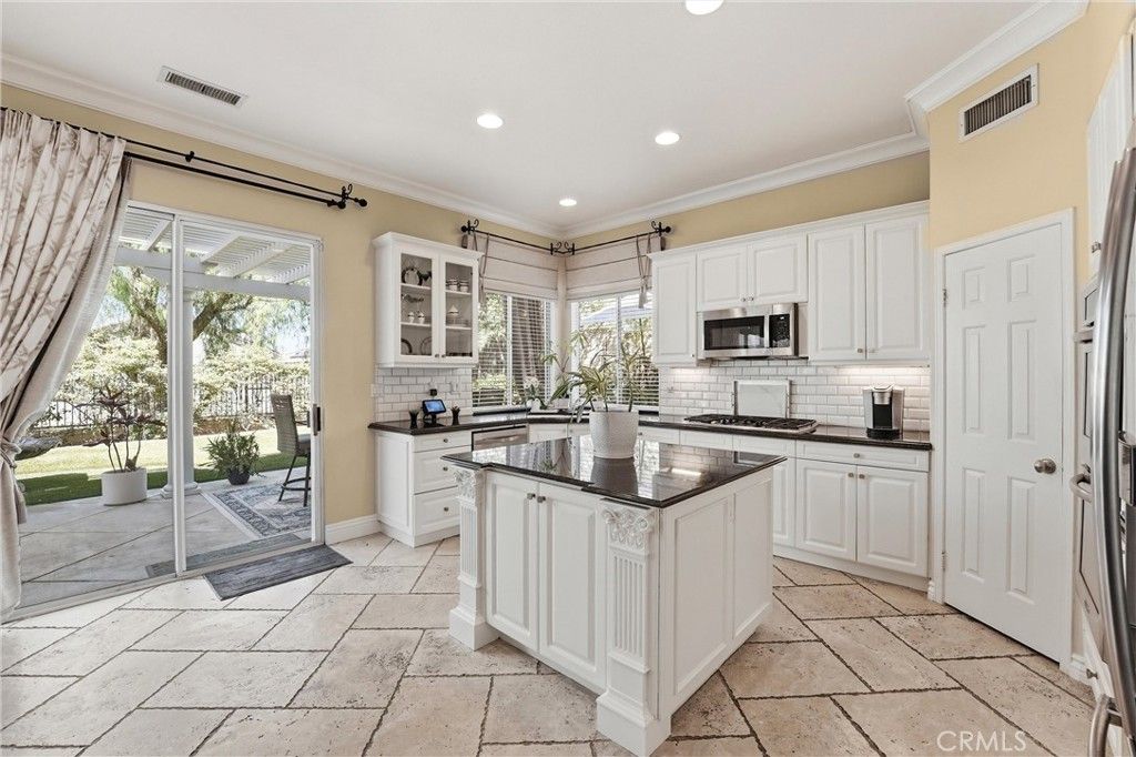 Image 10 of property listing at 25441 Pacific Hills, Mission Viejo, CA 92692