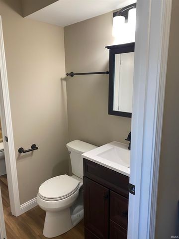 5902 Lisa Lane, Newburgh, IN 47630