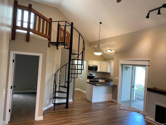 5902 Lisa Lane, Newburgh, IN 47630