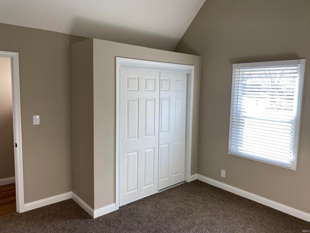 5902 Lisa Lane, Newburgh, IN 47630