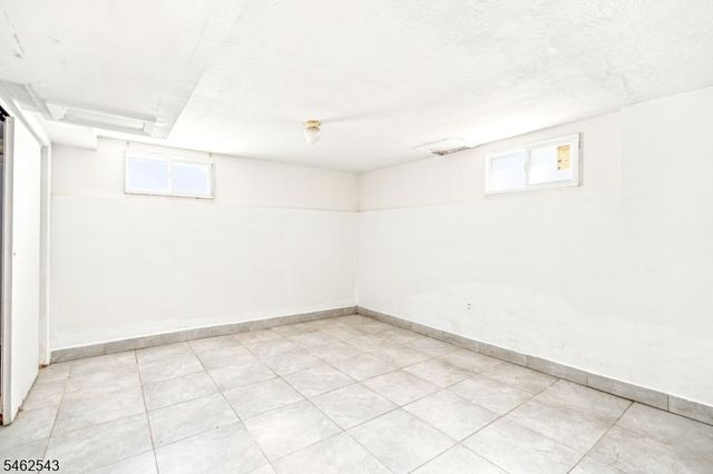 432 Pennington St, Elizabeth City, NJ 07202
