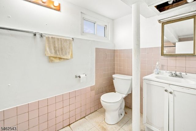 432 Pennington St, Elizabeth City, NJ 07202