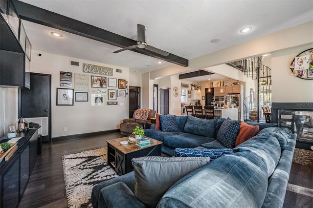 18200 CYPRESS COVE LANE, Lutz, FL 33549