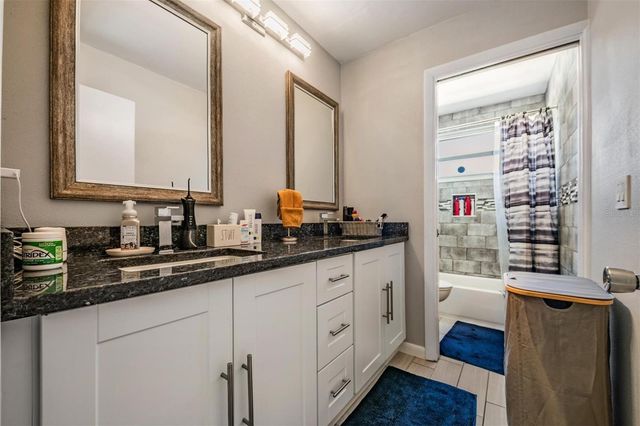 18200 CYPRESS COVE LANE, Lutz, FL 33549