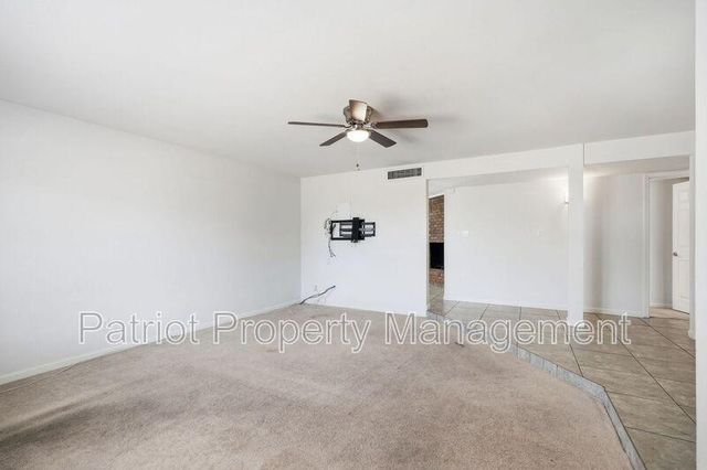 2150 W Eugie Avenue, Phoenix, AZ 85029