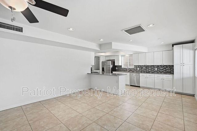 2150 W Eugie Avenue, Phoenix, AZ 85029