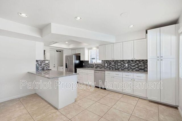 2150 W Eugie Avenue, Phoenix, AZ 85029