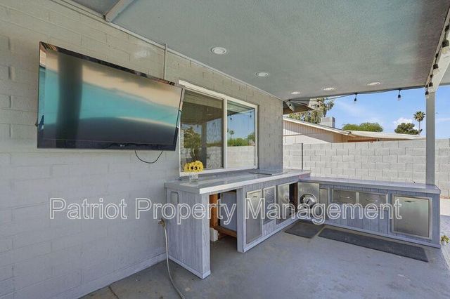 2150 W Eugie Avenue, Phoenix, AZ 85029