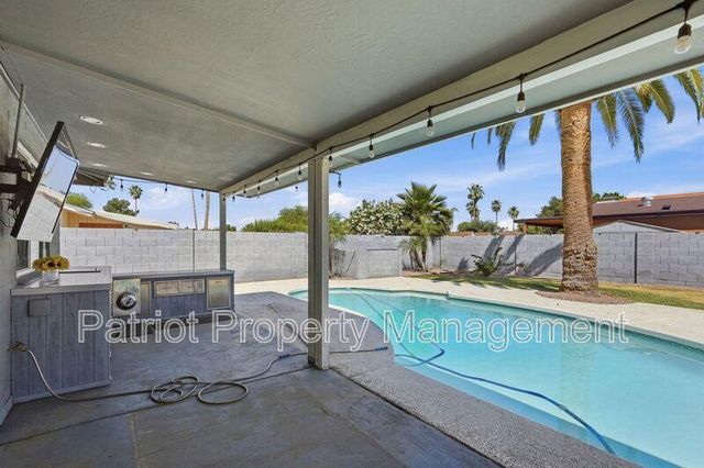 2150 W Eugie Avenue, Phoenix, AZ 85029