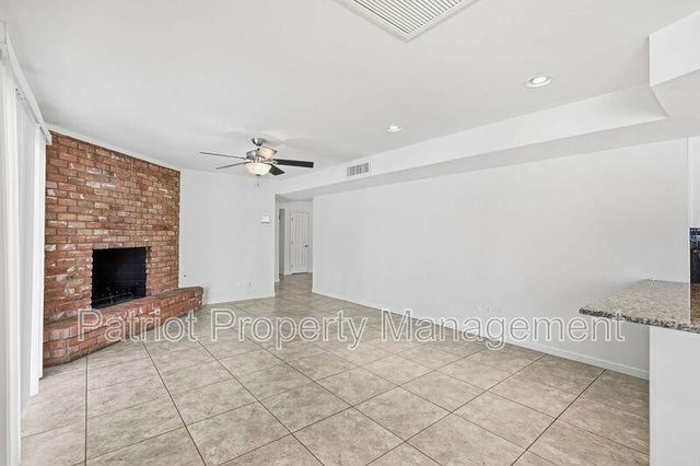 2150 W Eugie Avenue, Phoenix, AZ 85029