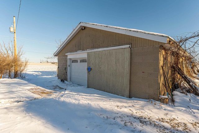 2879 Muller Road, Sun Prairie, WI 53590