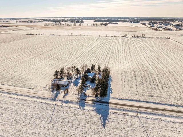 2879 Muller Road, Sun Prairie, WI 53590